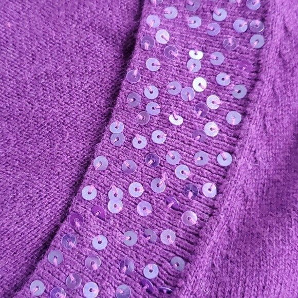 LANDS' END PURPLE V-NECK SWEATER SEQUINS COTTON CASHMERE, SIZE SMALL - Picture 5 of 7